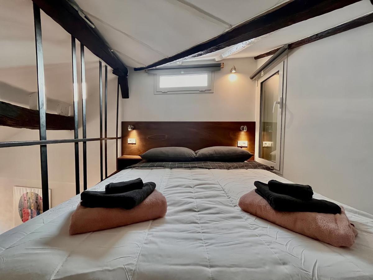 Piazza Pontida Modern Loft Bergamo Apartment Luaran gambar